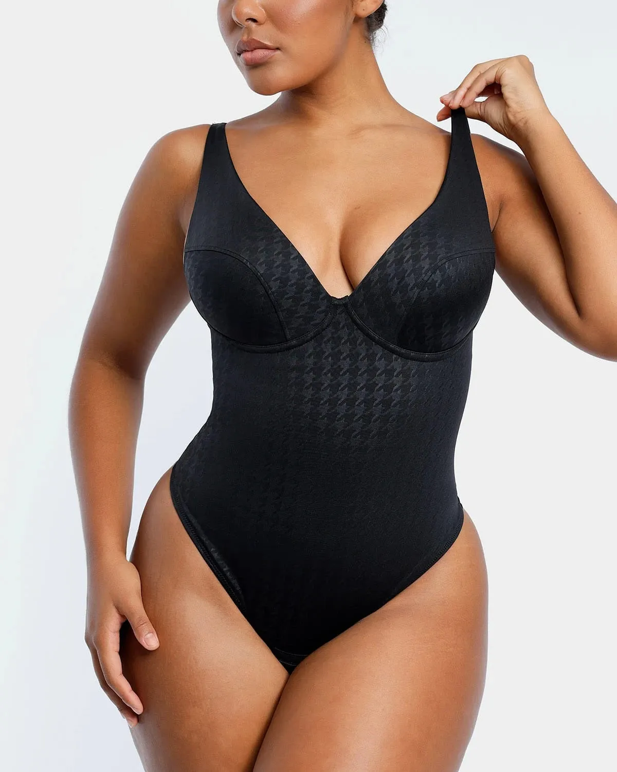 AirSlim® Classic Swallow Gird Thong Bodysuit